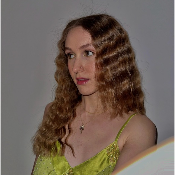 About Me!!! 💕 - Picture 1 of 1